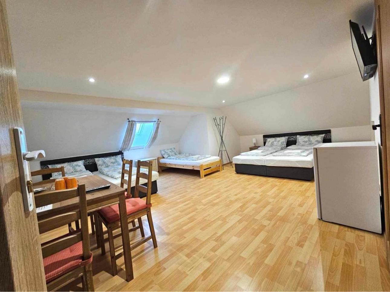 Ubytovani U Tranu Vrchlabí Extérieur photo